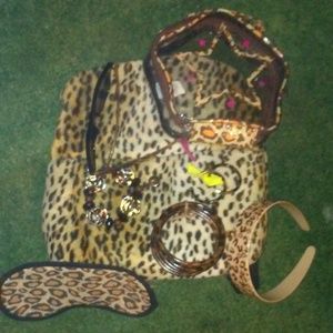 Leopard Print Bag w/Accessories